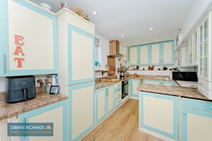 Kitchen- click for photo gallery
